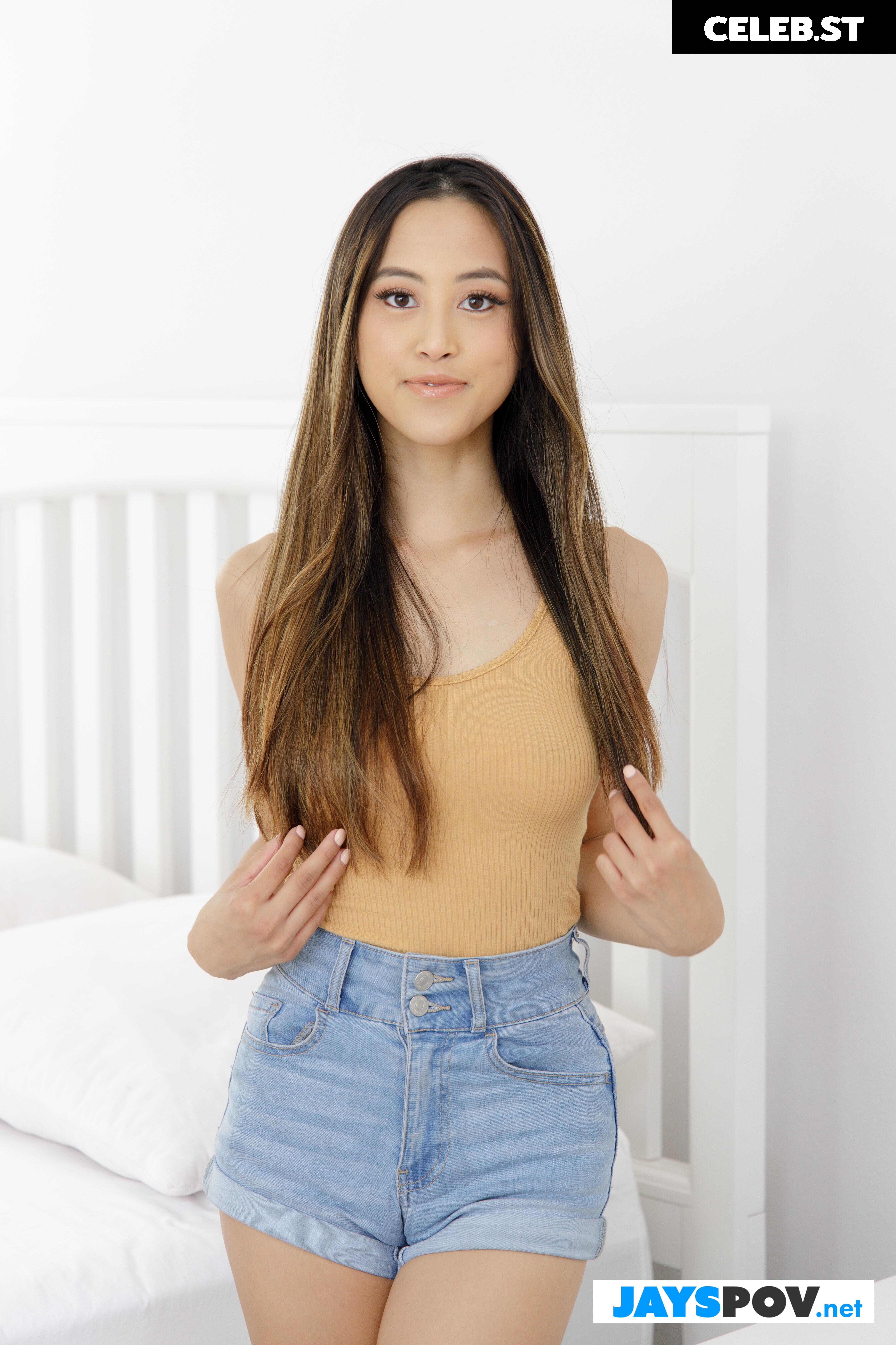 Alexia Anders Image 10565249