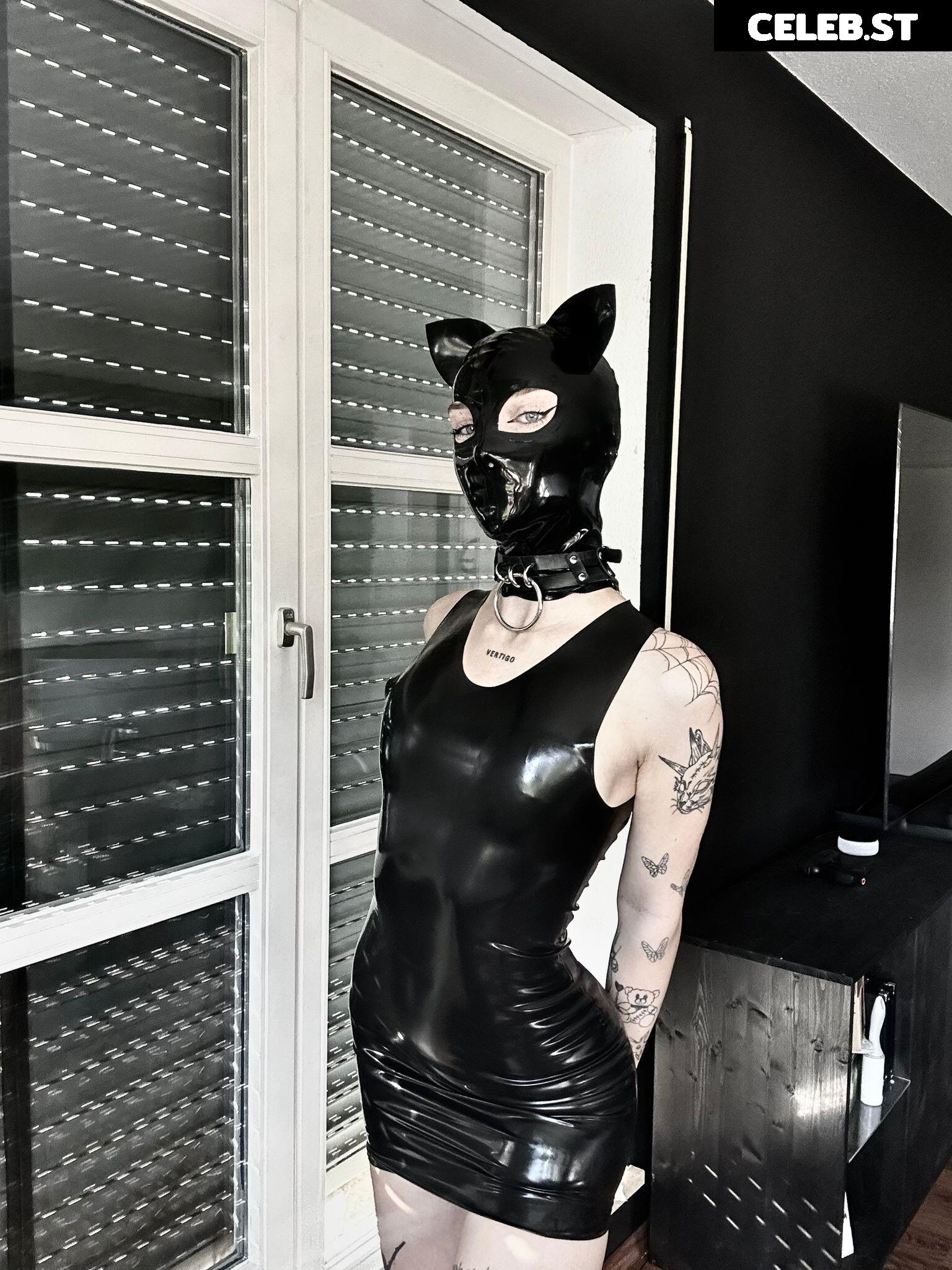 Littlebllkkitty cocolenny Image 10529171