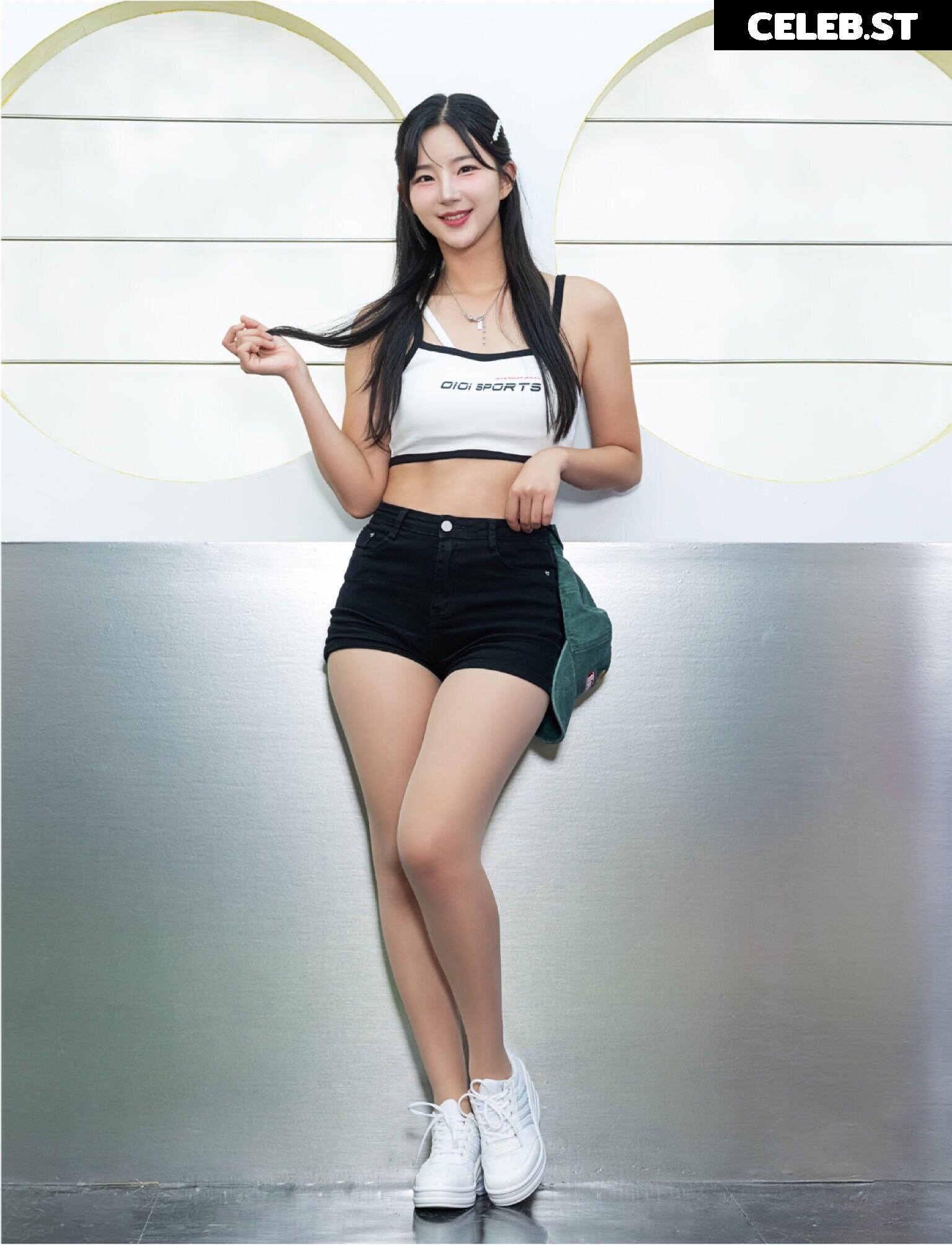 Kim Jina (Kim Jin-Ha) 김진아 jjina_v0v Image 10539894