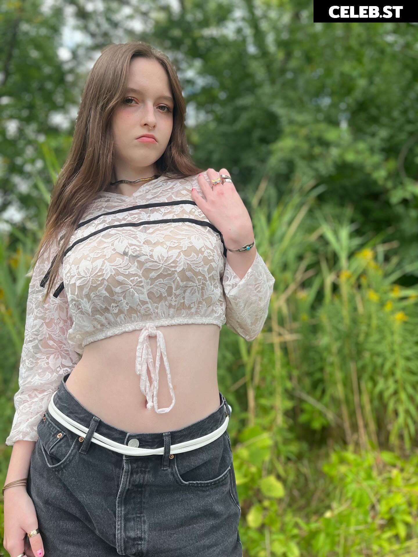 unoangryone | vonthedon | Veronica Image 10476474