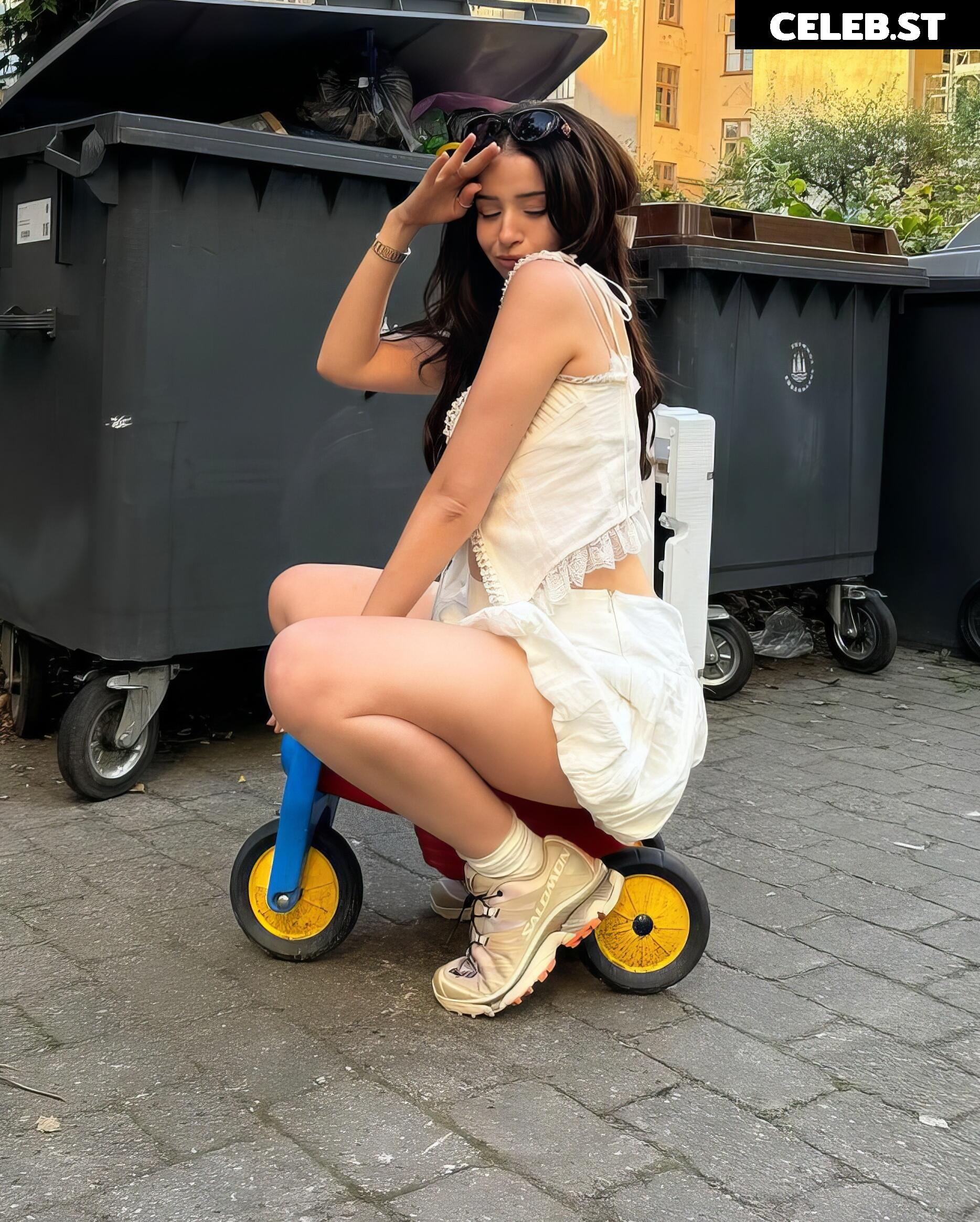 Pokimane Image 1034409