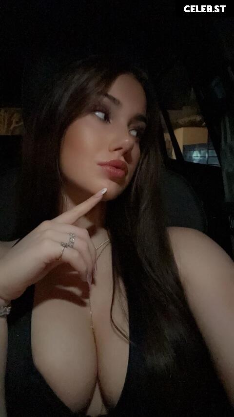 Faye.sxh Image 1034799