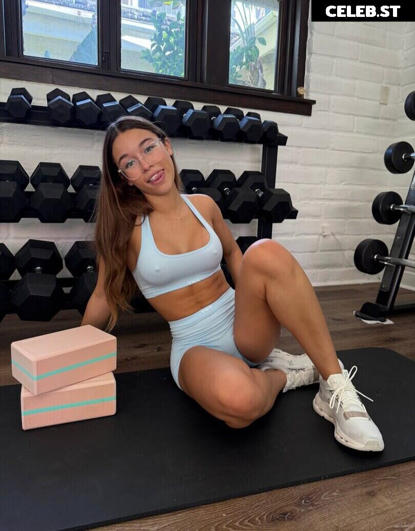 chloeparker6277 / bunnybunny924 / chloe.parkerrrr Image 10341772