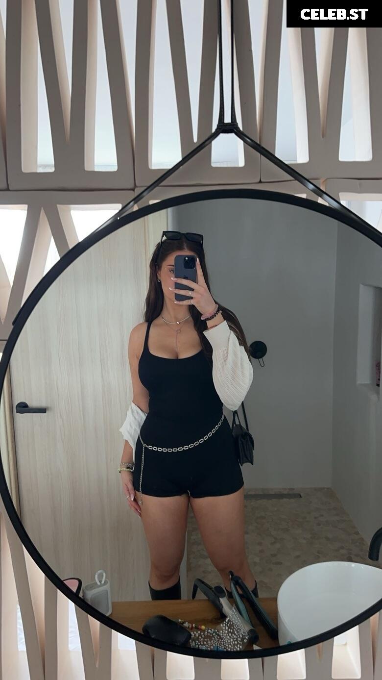 Faye.sxh Image 1034968