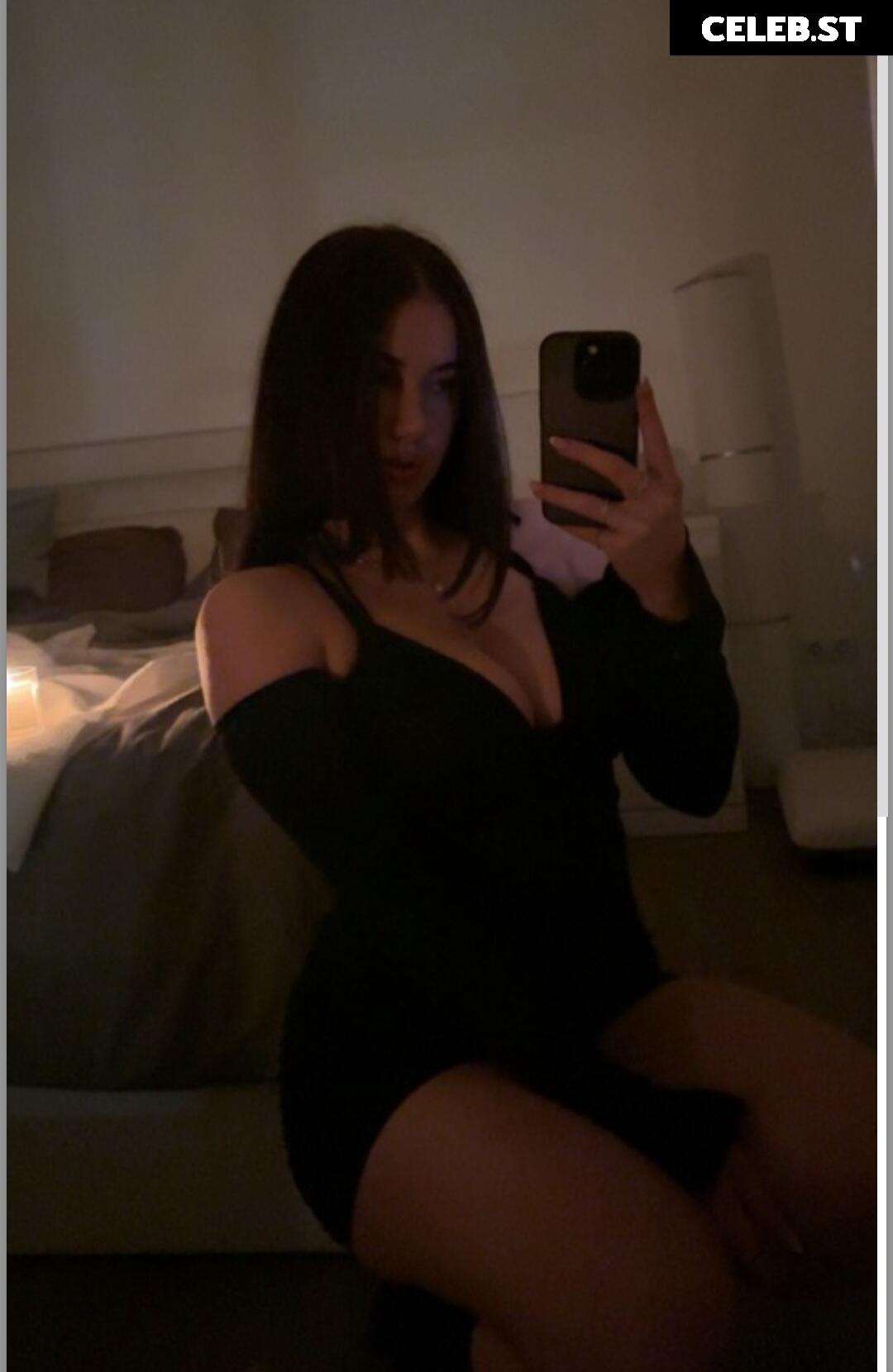 Faye.sxh Image 1031439