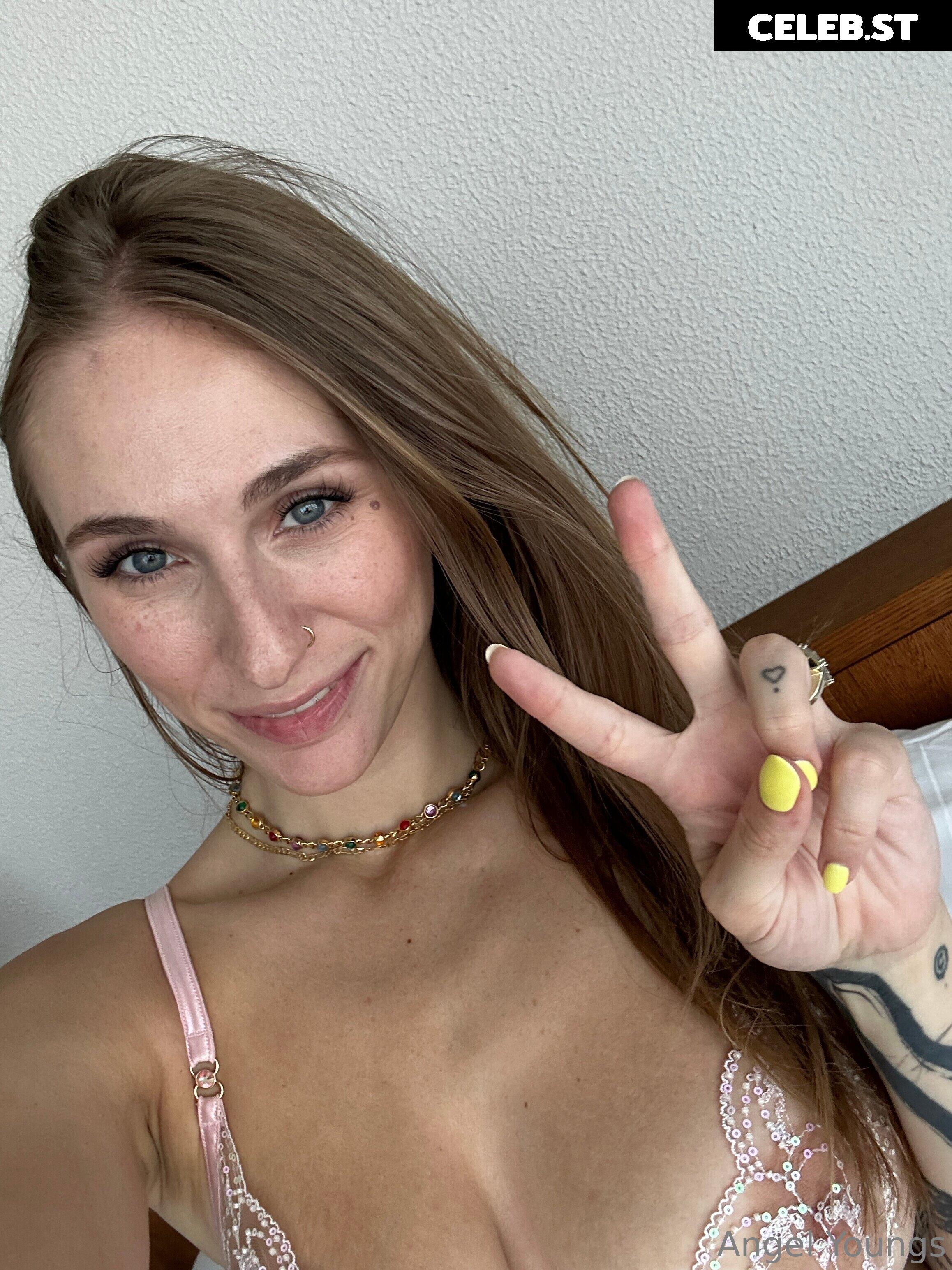 Angel Youngs / angelyoungsxxx Image 10316835