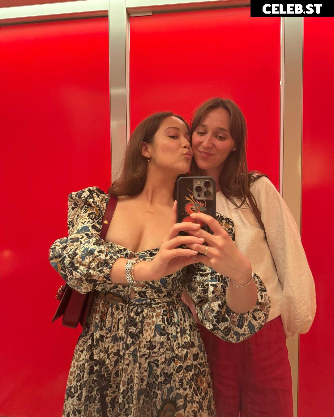 Laufey lin Image 10311425