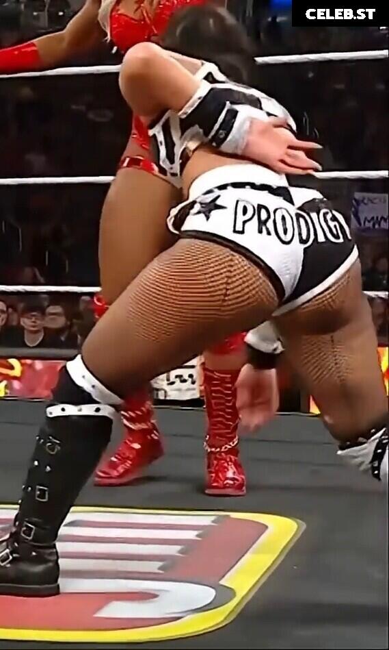 Roxanne Perez/Rok-C - WWE NXT Image 10311623