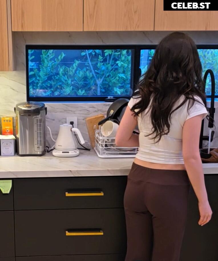 Jodi | QuarterJade Image 10310853