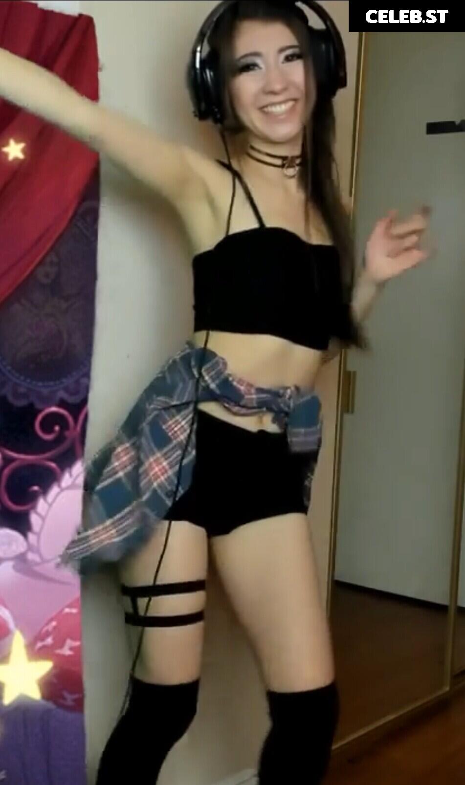 Kaisa / Kaisastreams Image 10310728