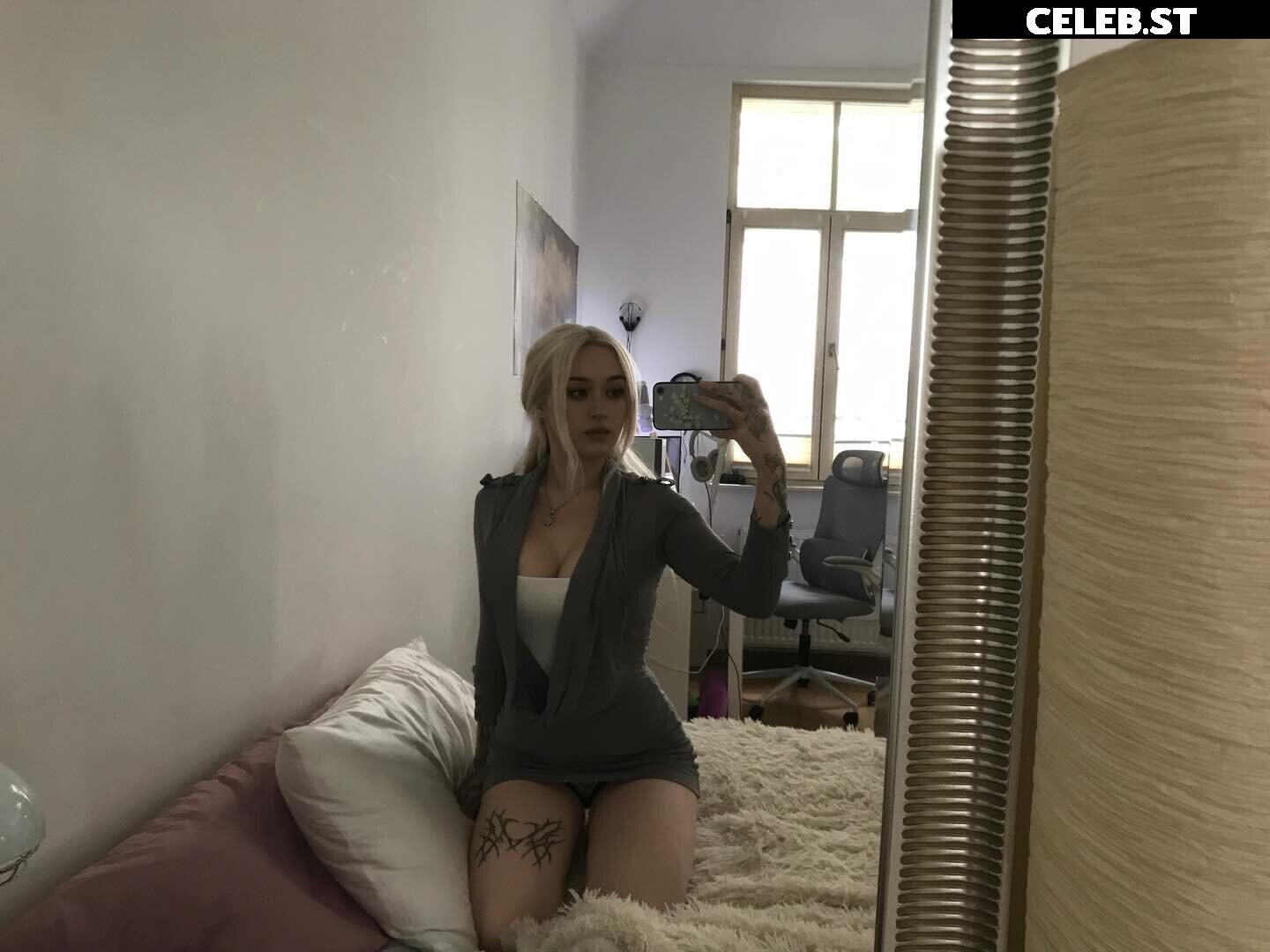 JadeyAnh | vylerria Image 10310768