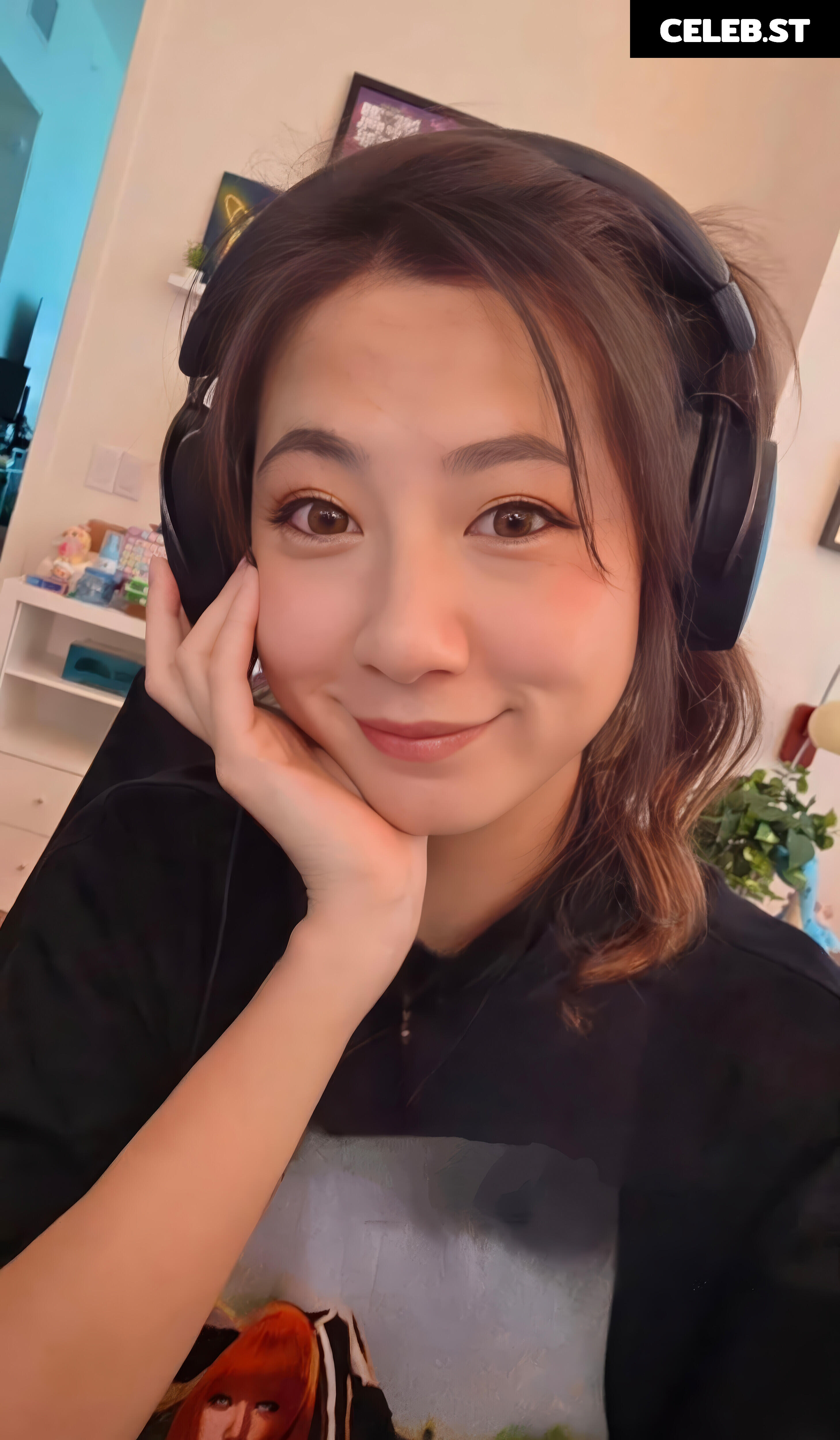 Fuslie (Leslie) Image 10310644