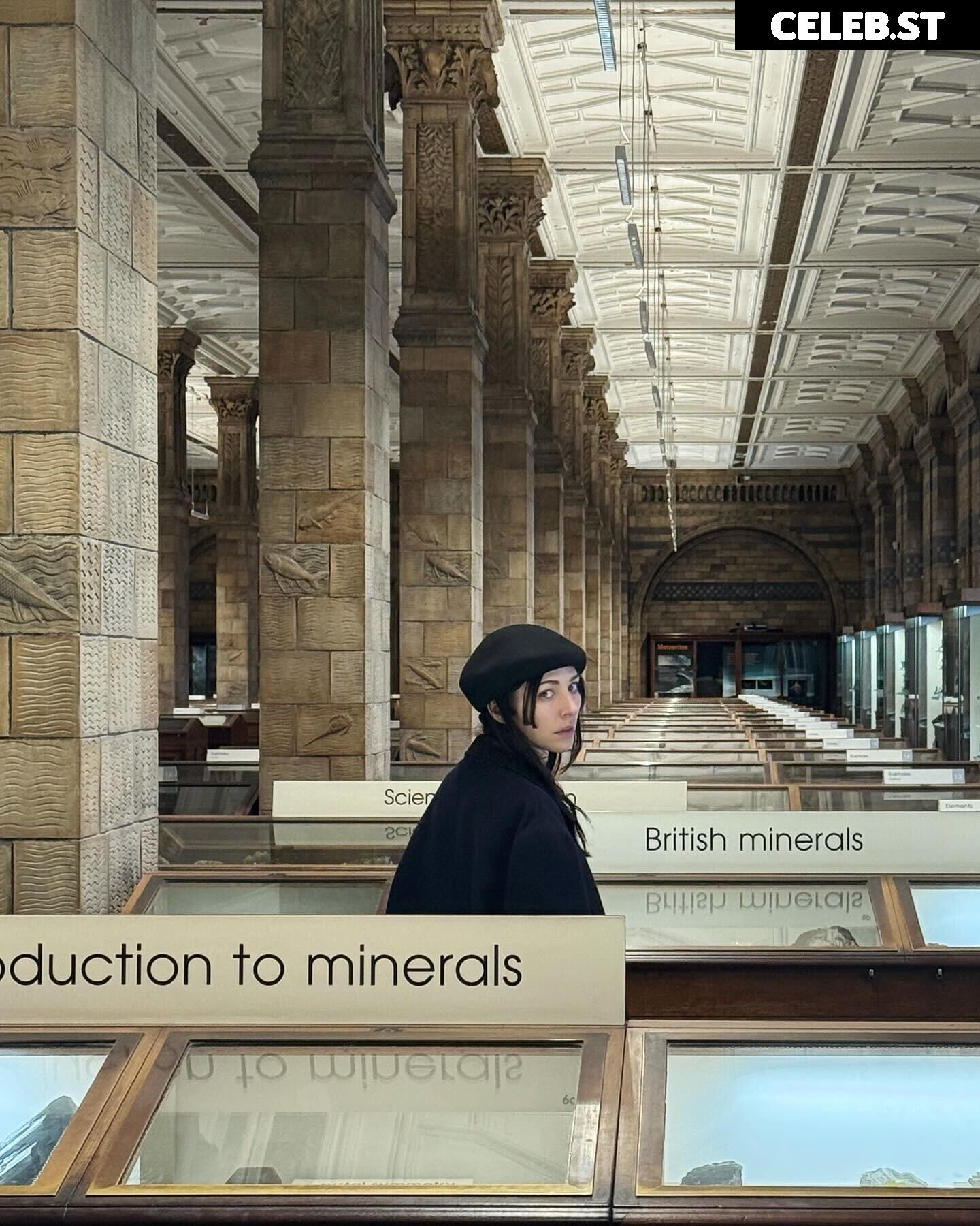 Caroline Polachek Image 10312216