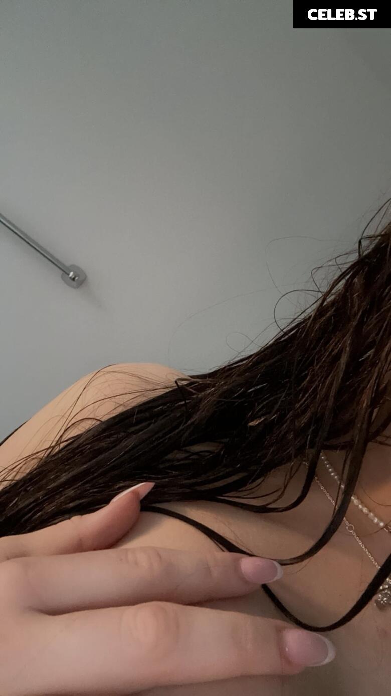 Faye.sxh Image 1032440