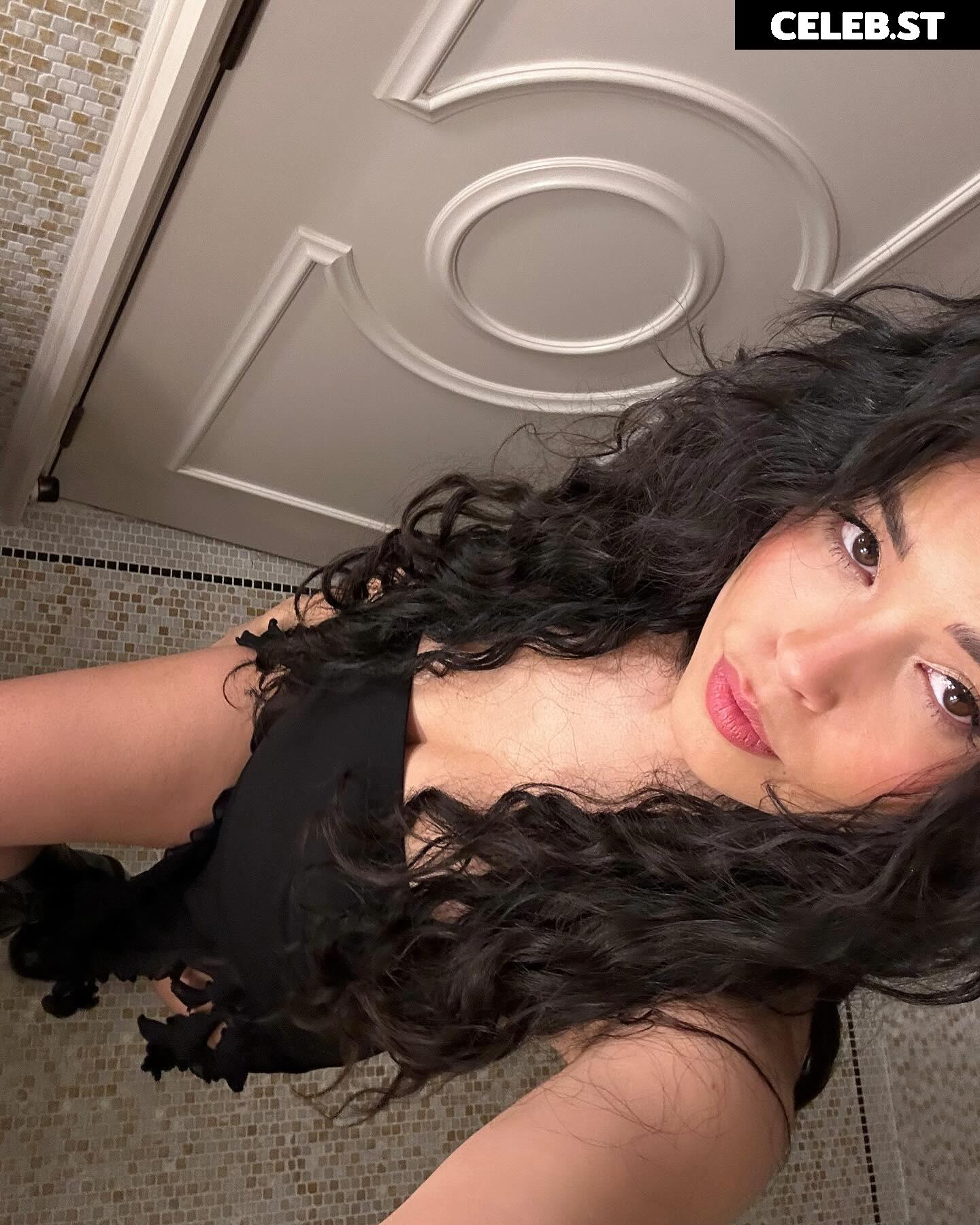 Valkyrae Image 1032420