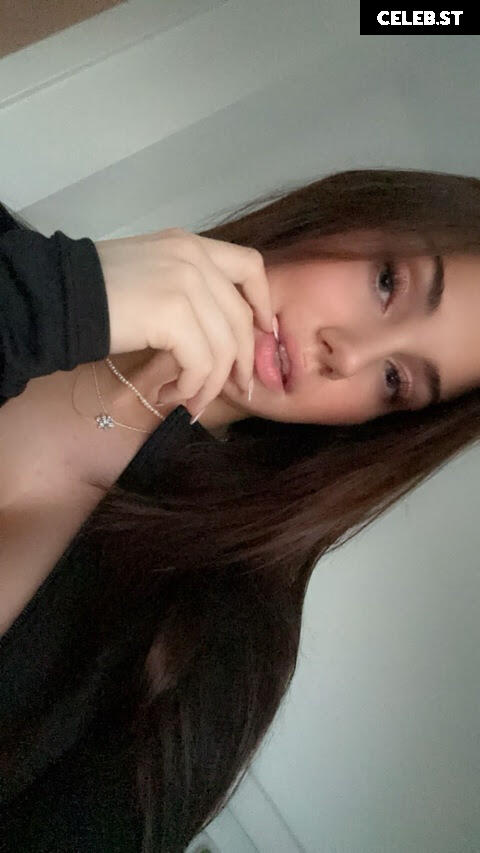 Faye.sxh Image 1032759