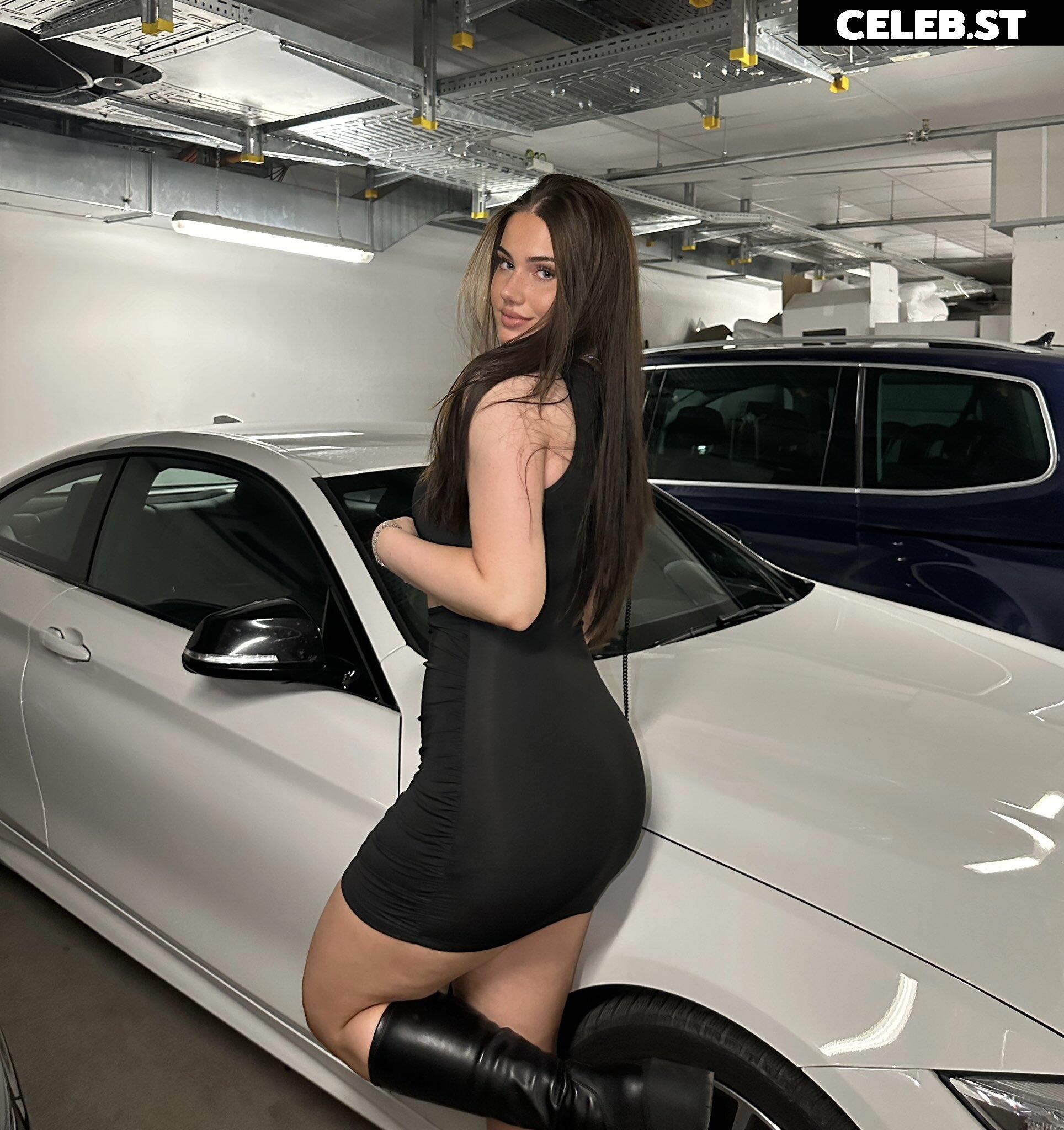 Faye.sxh Image 1032258