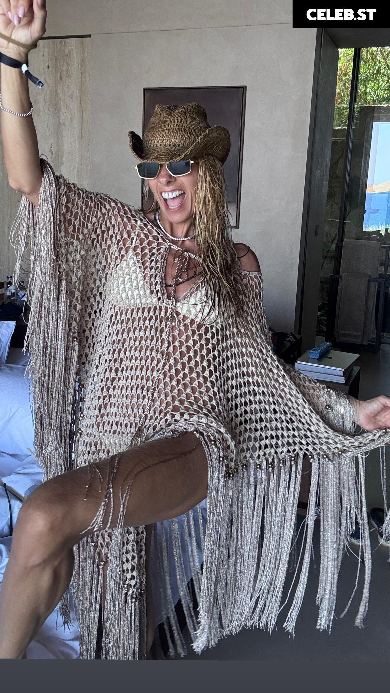 Adriane Galisteu Image 10338312