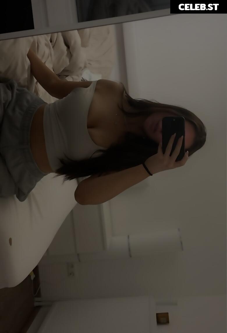 Faye.sxh Image 1033545
