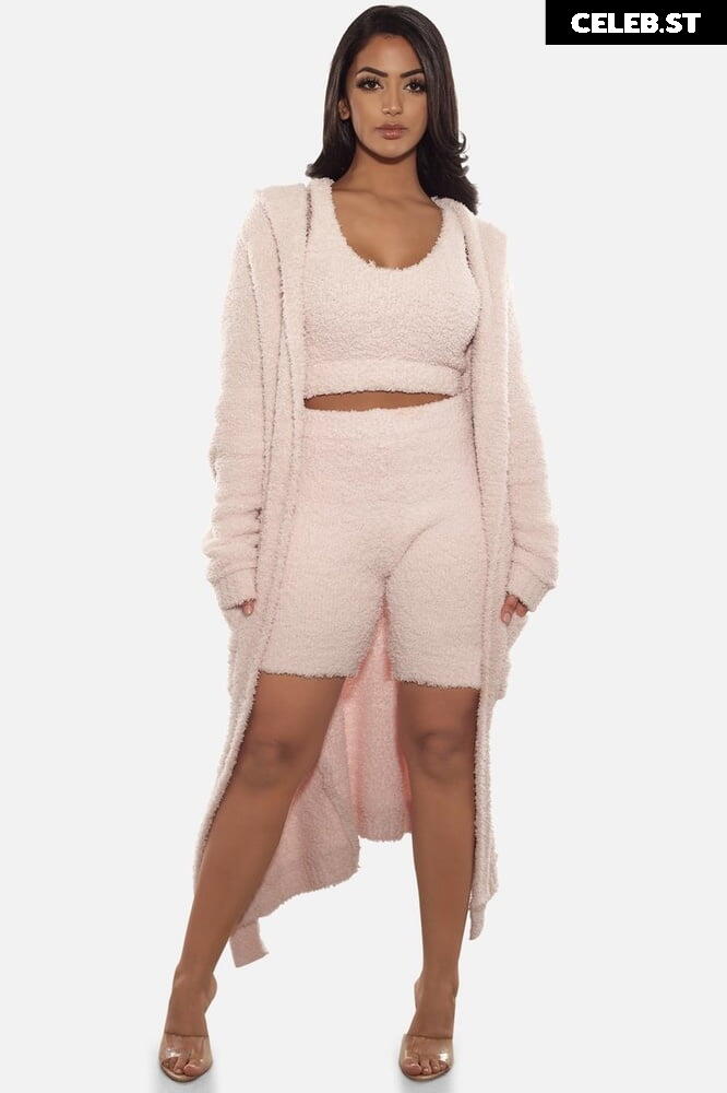 Aneeqa Farid Image 10335025