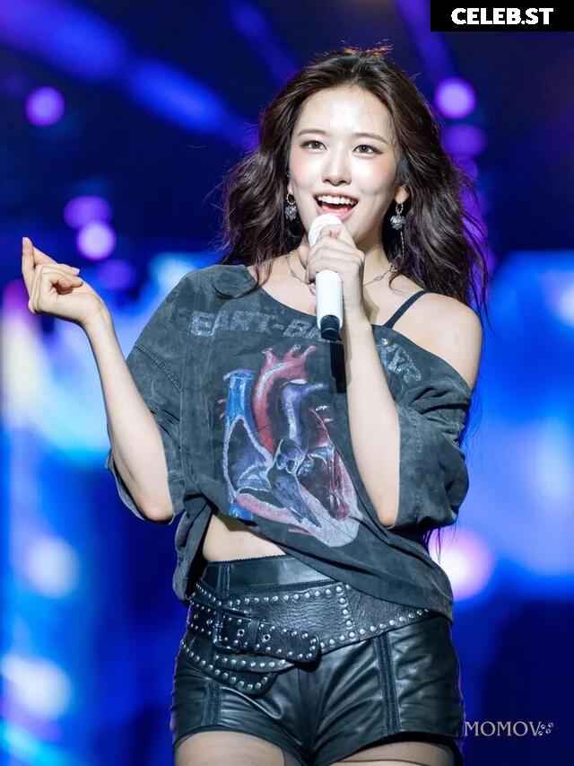 An Yujin 안유진 | YUJIN Image 10334112