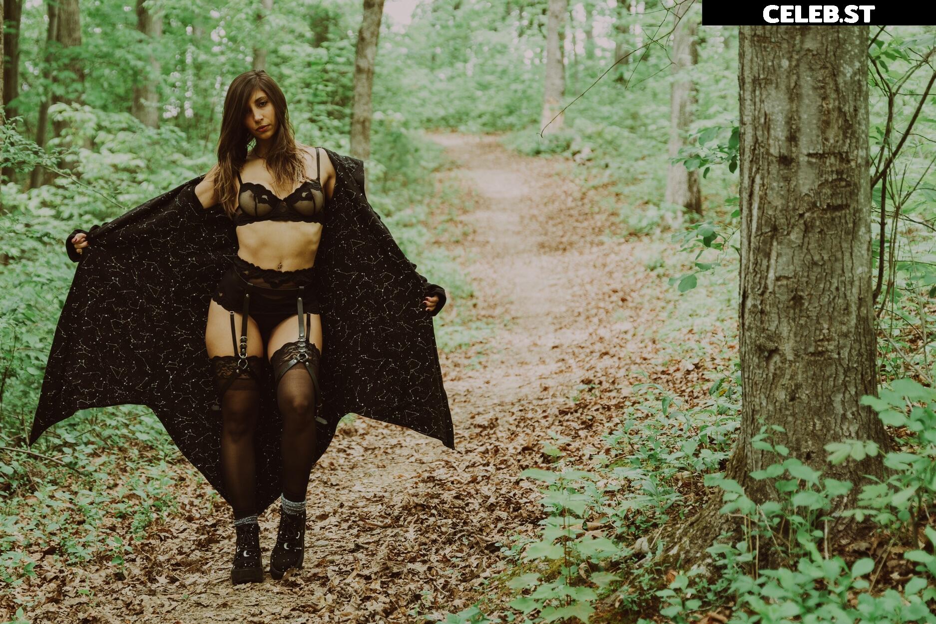 littlefitdevil / Carla Outes Image 10337737