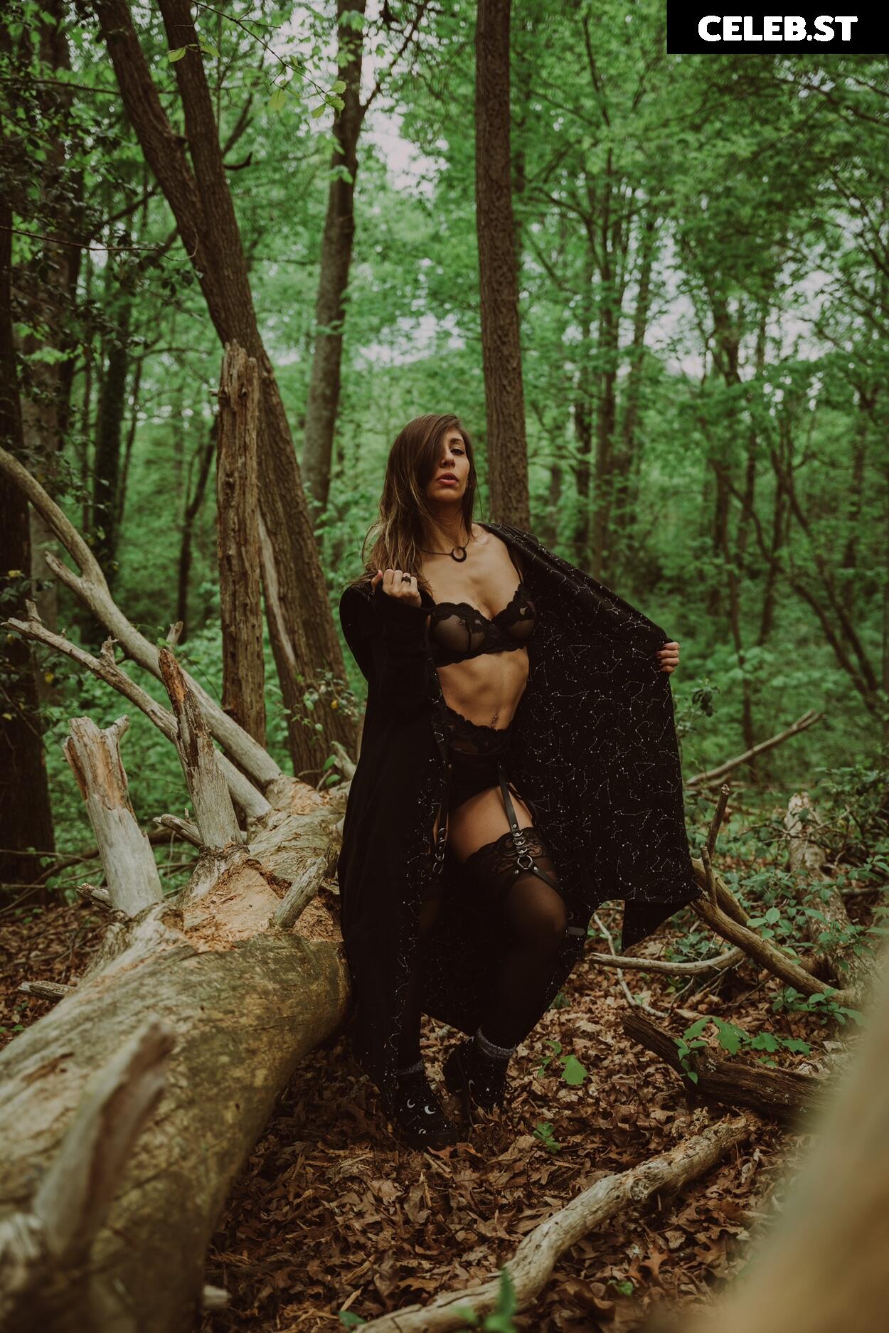 littlefitdevil / Carla Outes Image 10337757