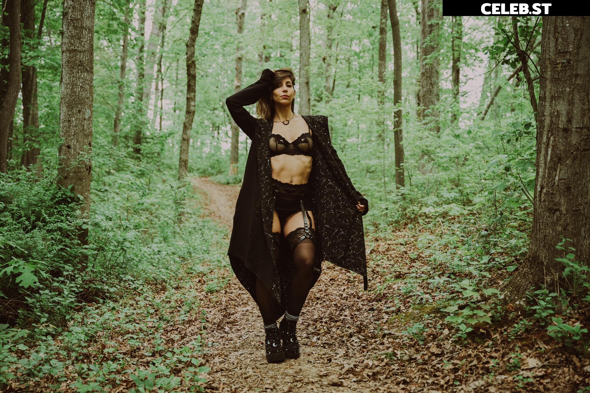 littlefitdevil / Carla Outes Image 10337741