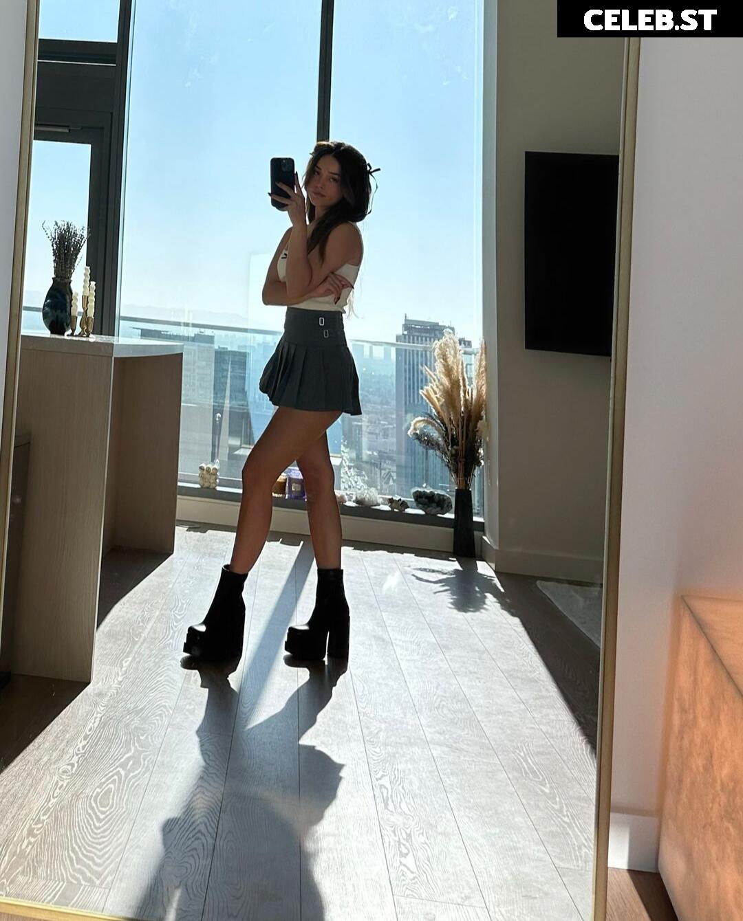 Valkyrae Image 1033685