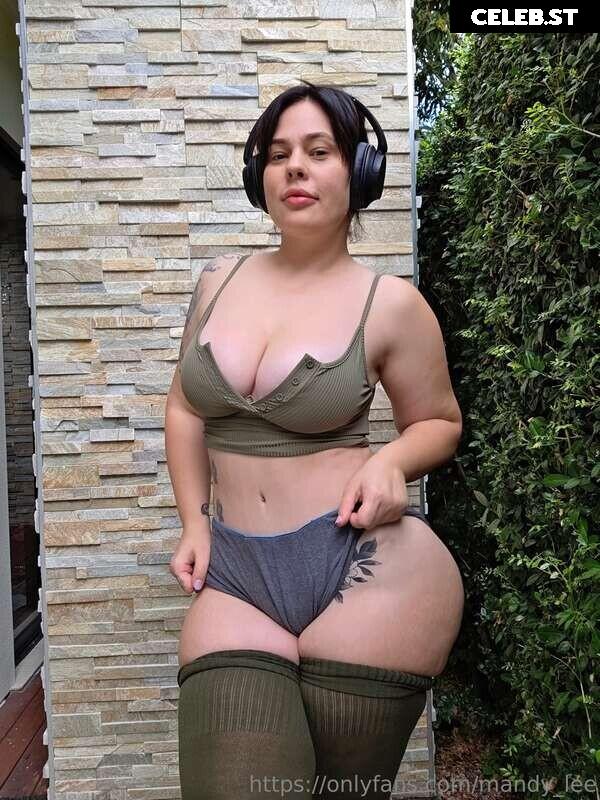 Mandy Lee / tanlinepeach / mandyleewalks Image 10309067