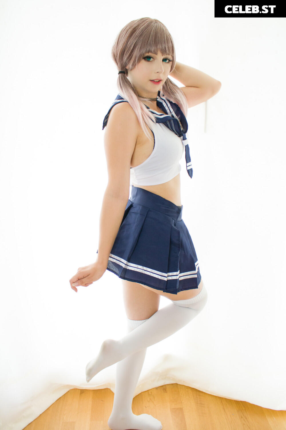JenNyan Image 1025591