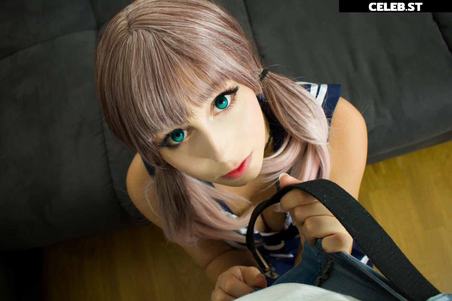 JenNyan Image 1026139