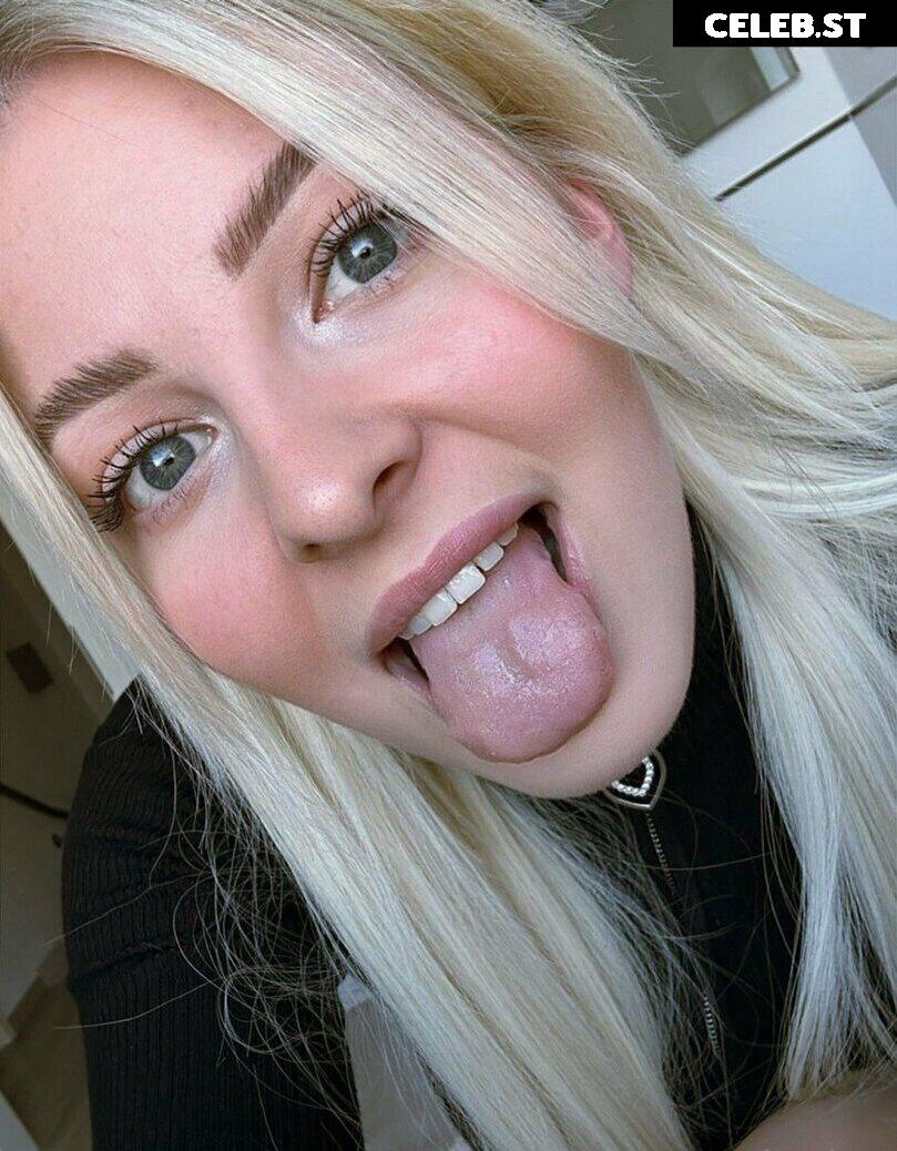 ASMR Janina Image 1027846