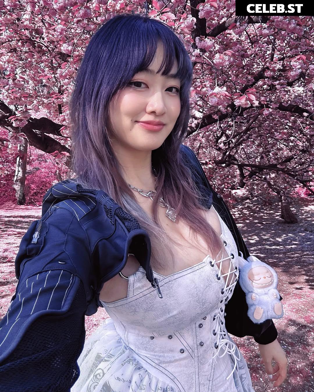 ammeerrss | waifuamerz Image 10270829