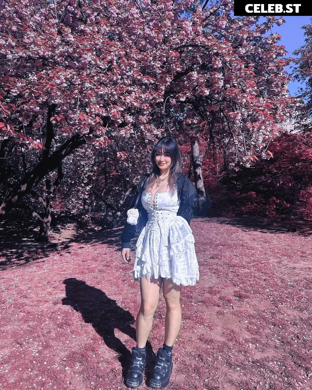 ammeerrss | waifuamerz Image 10270832