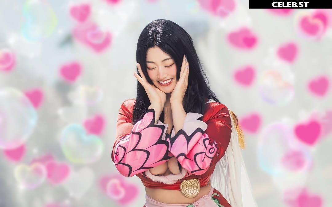 ammeerrss | waifuamerz Image 10272314