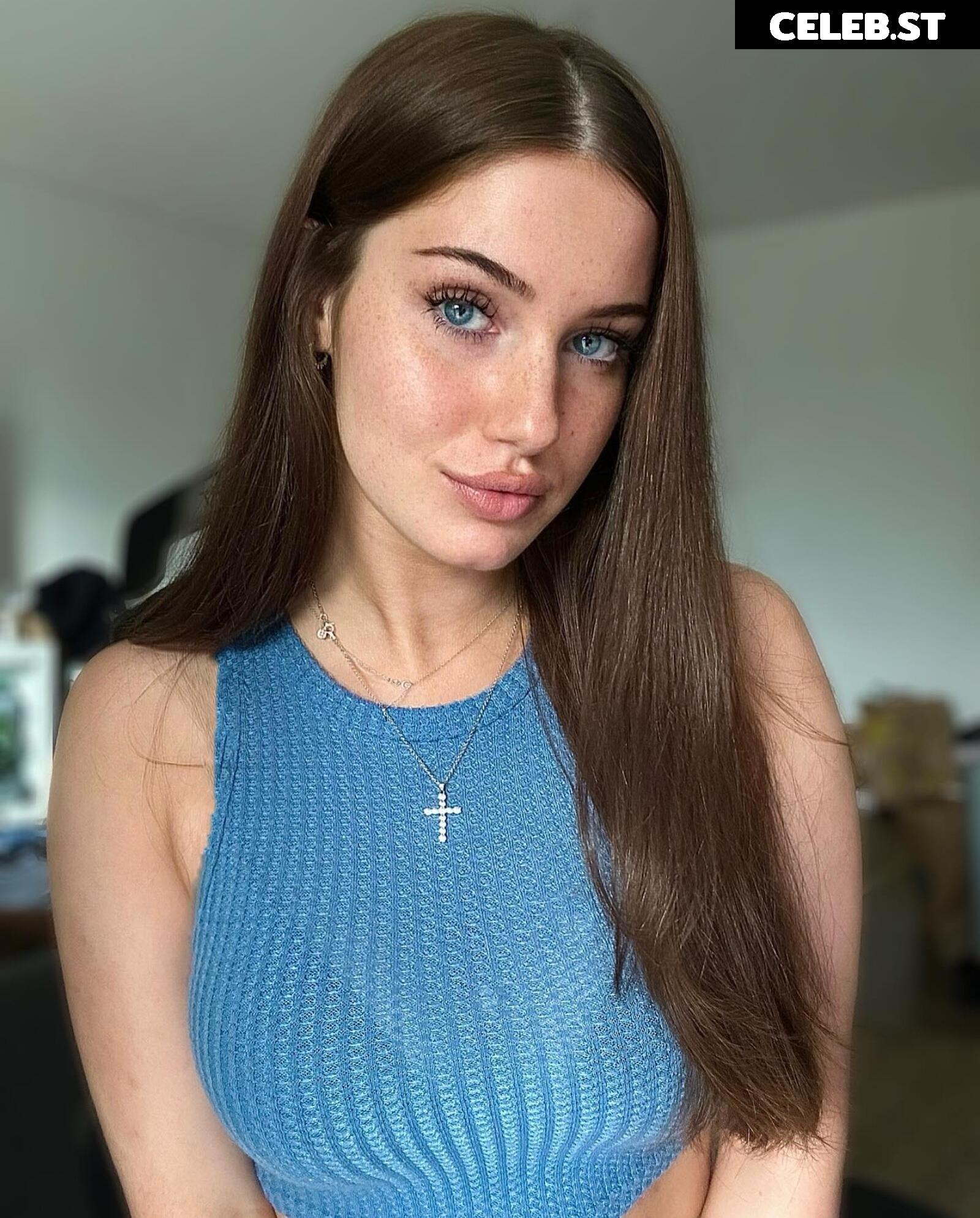 Faye.sxh Image 1022724
