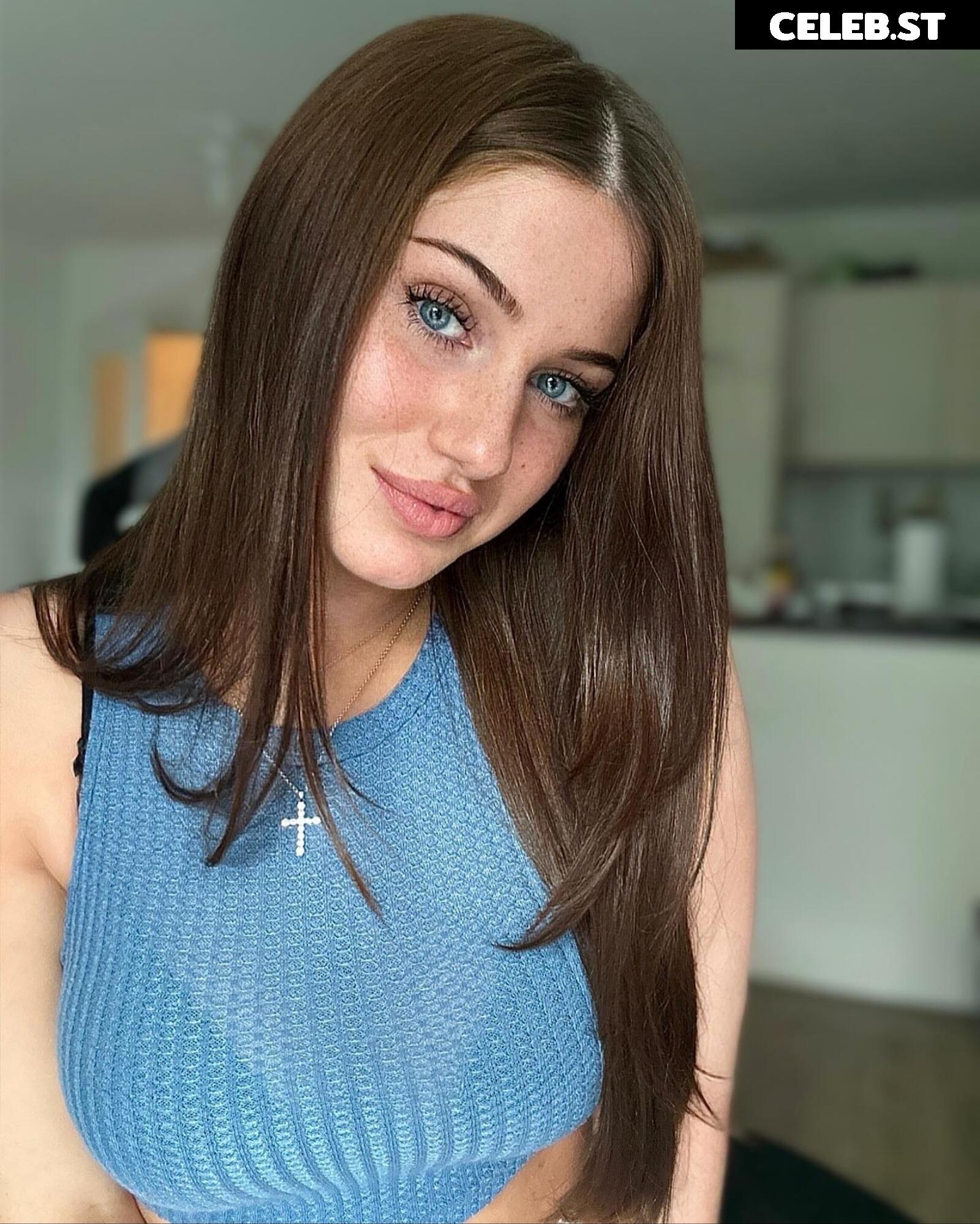 Faye.sxh Image 1022697
