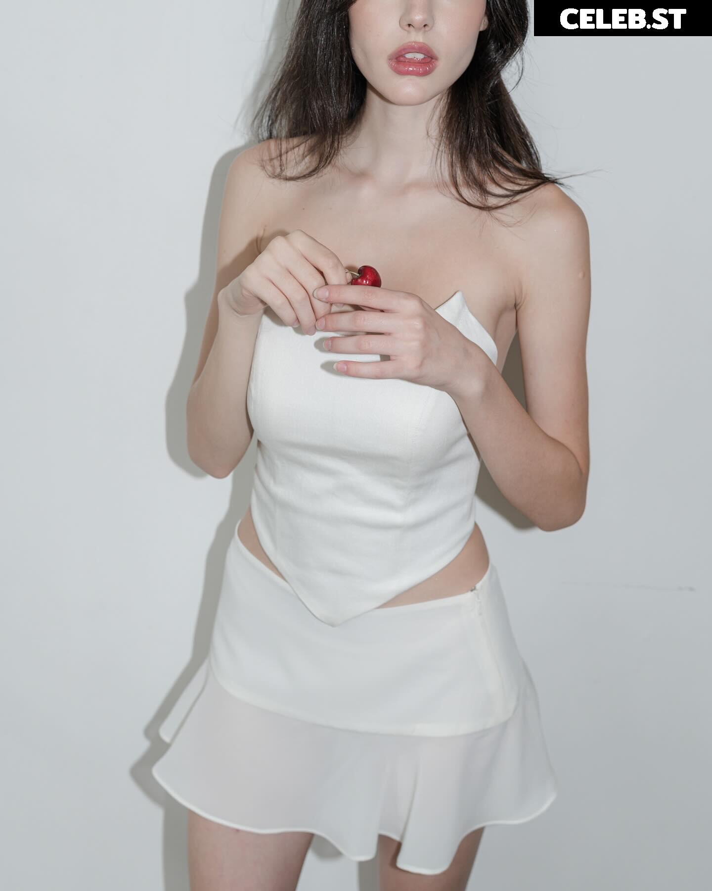 Sonya Zoloeva Image 10222736