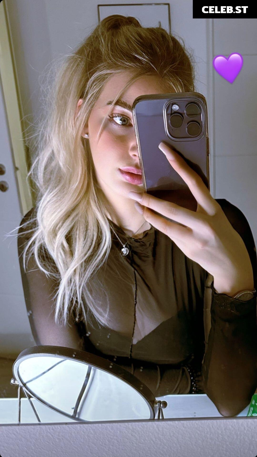 ASMR Janina Image 1022923