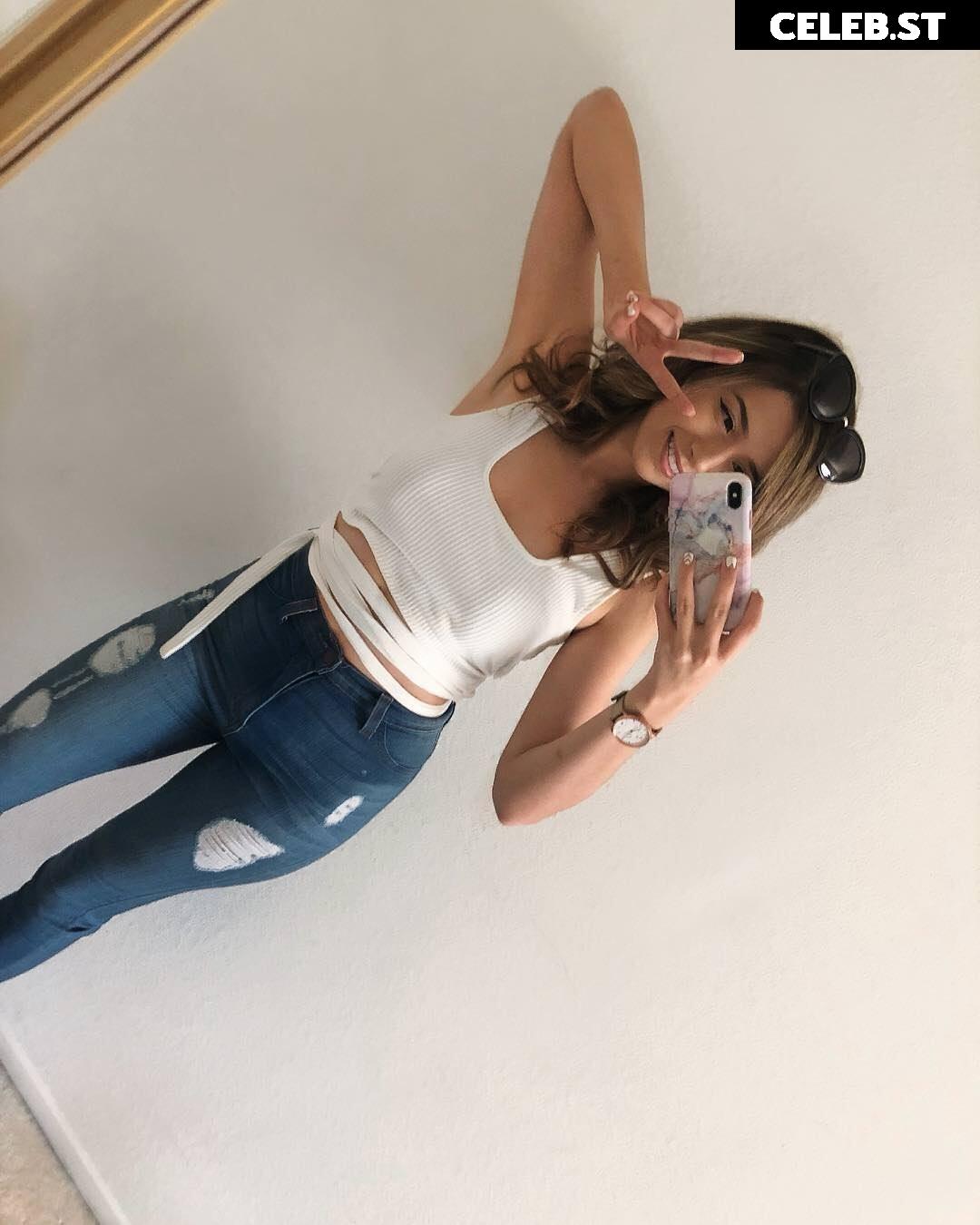 Pokimane Image 1023919