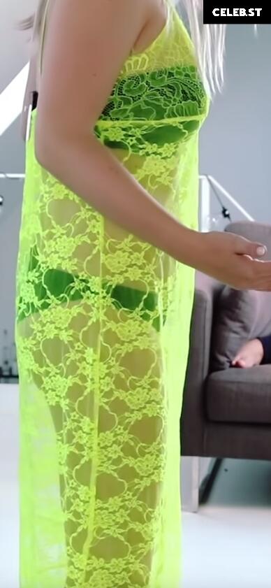 KellyMissesvlog Image 1020549
