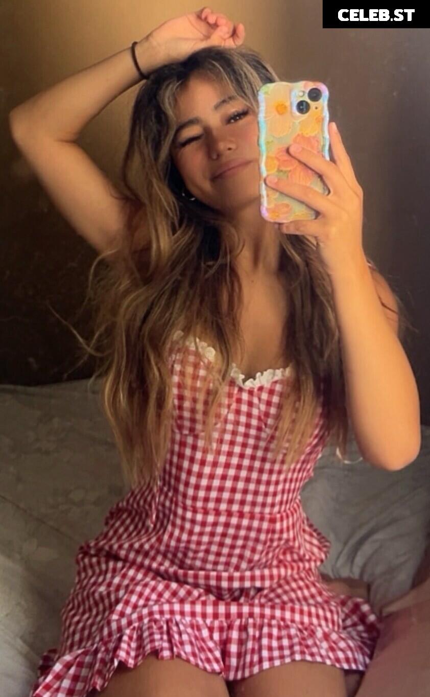 sophia.frutos | phia.liz Image 10207441