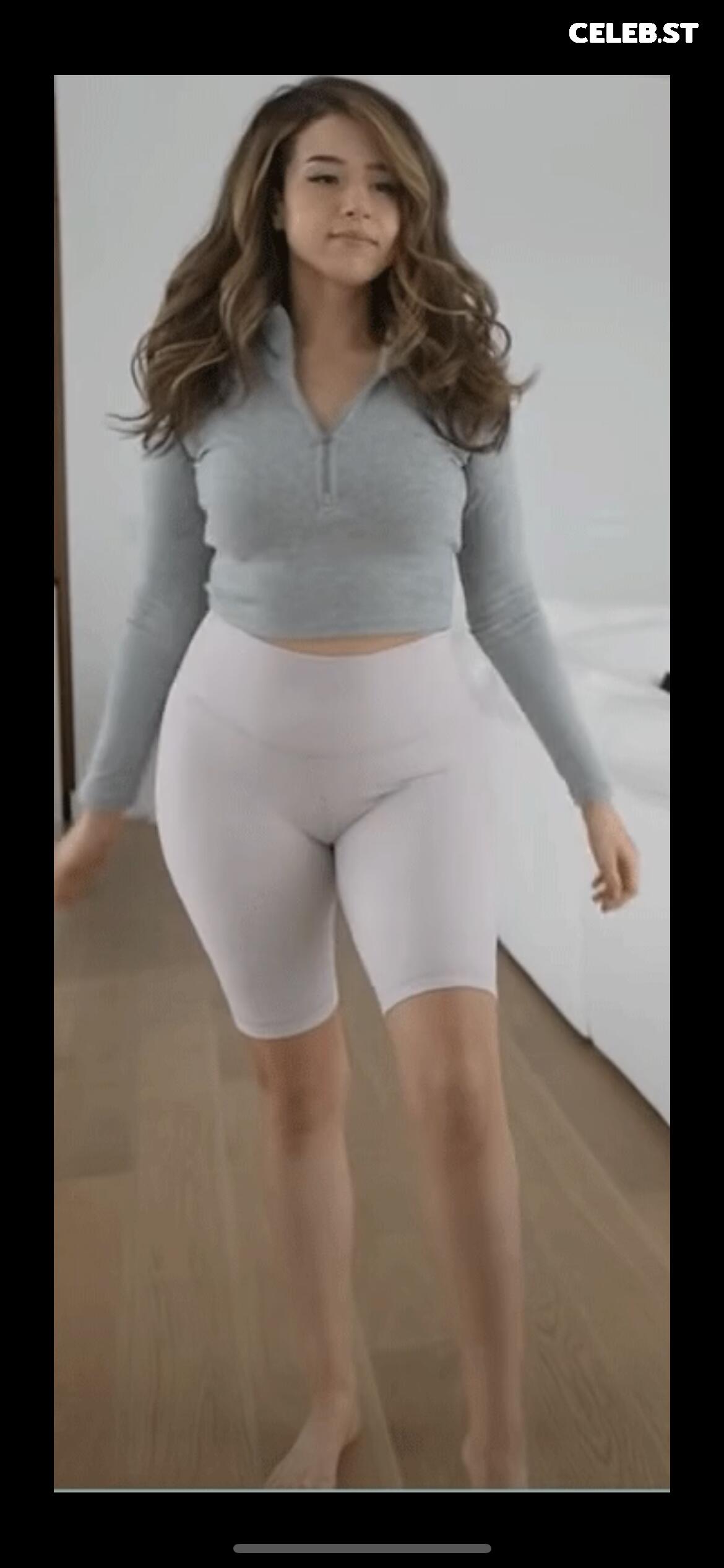 Pokimane Image 1020141