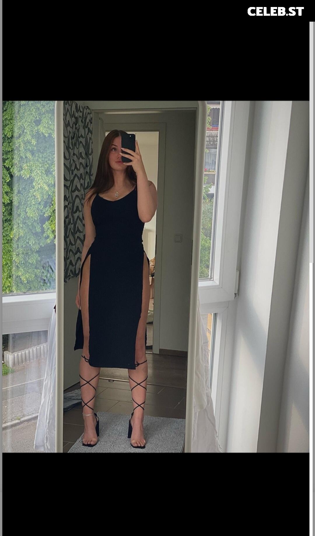 Faye.sxh Image 1029311