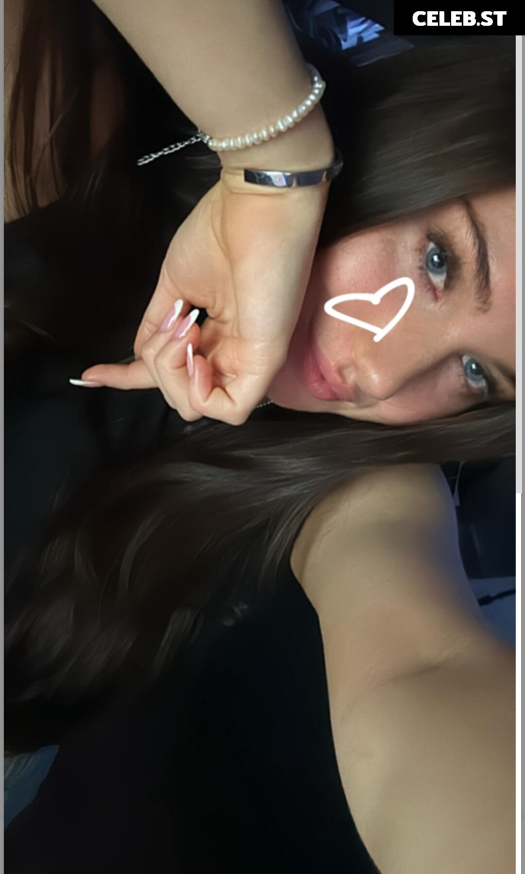 Faye.sxh Image 1028514