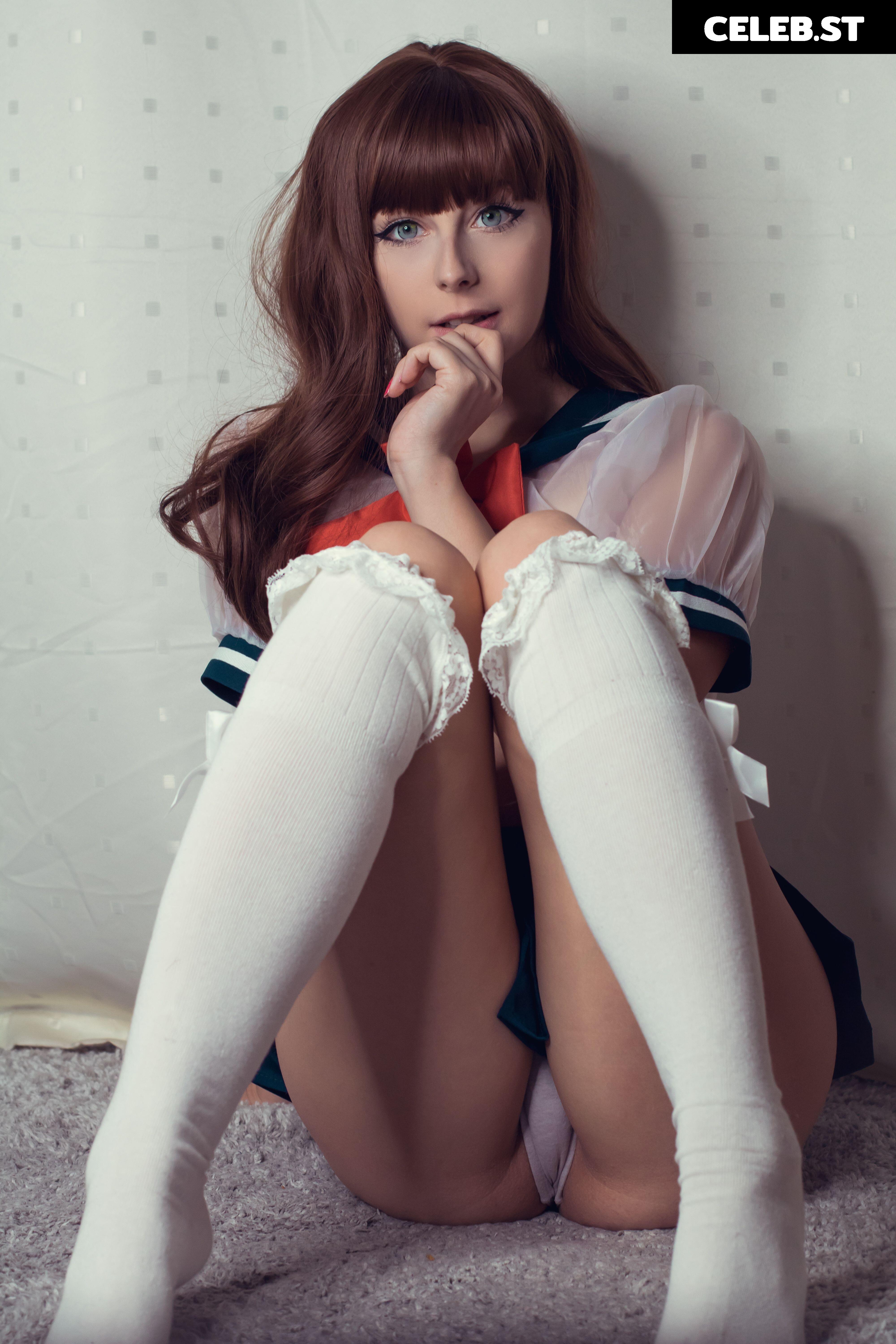 JenNyan Image 1015822