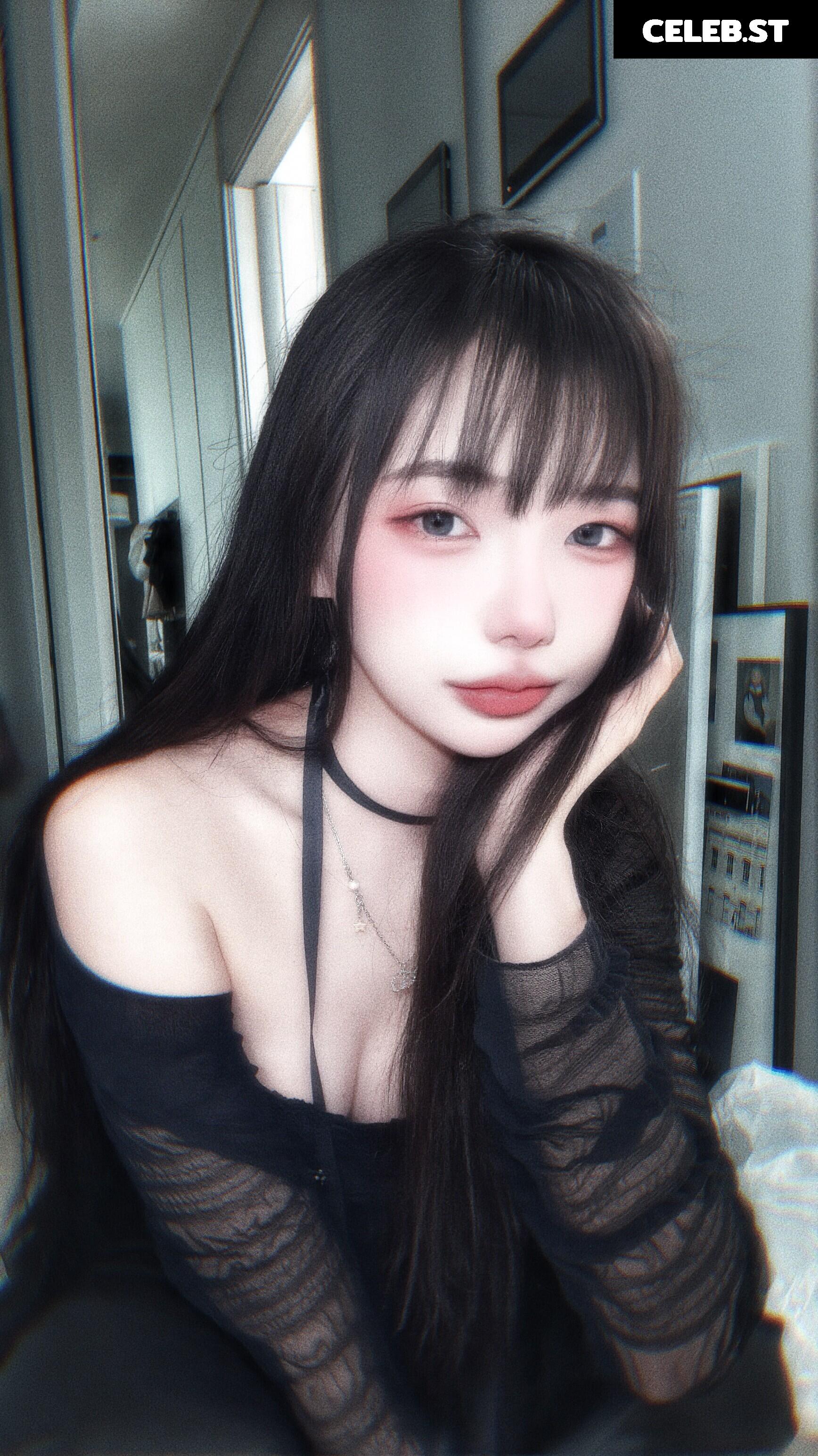 Luvuhiki | luvhiki | iamriri | m_zzi | mo_zzi Image 10155060