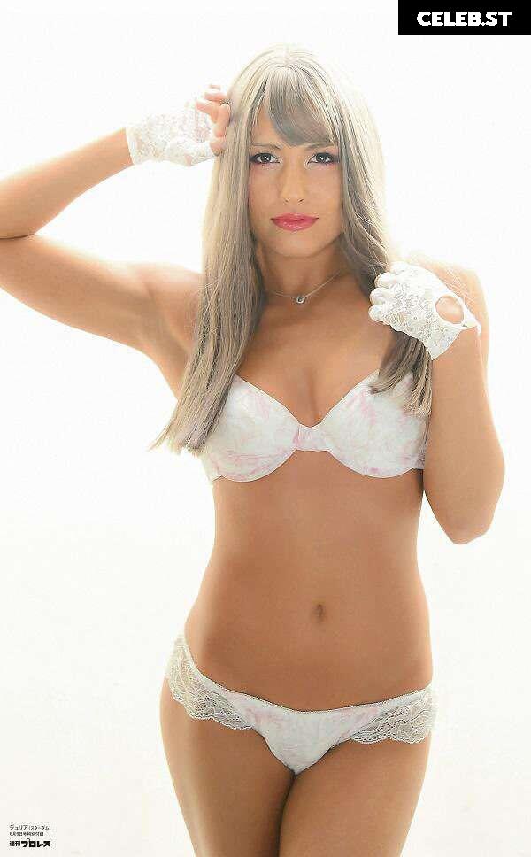 Giulia - Stardom Image 10154132