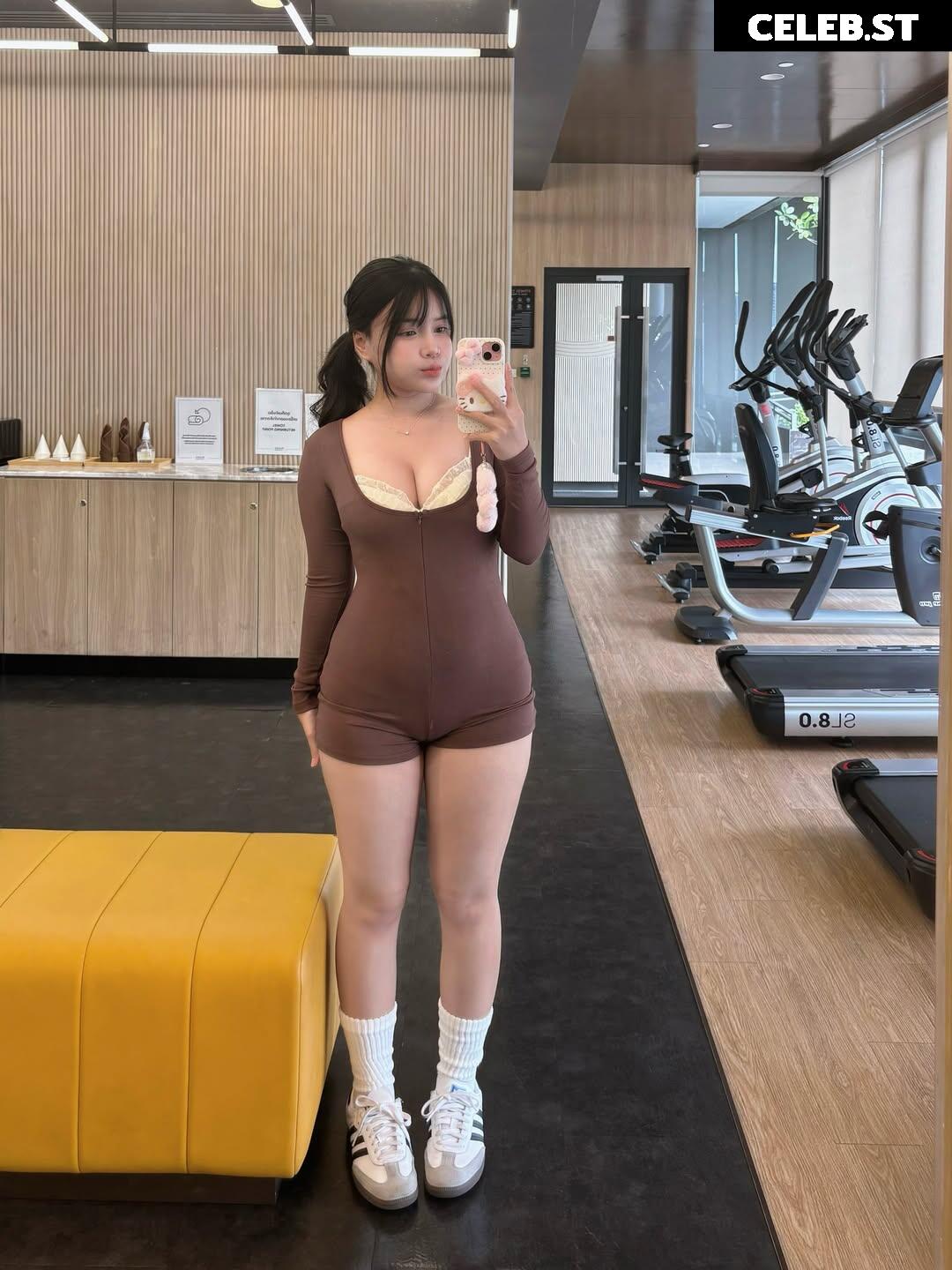 Angel chan | wlep wlop | menruinyanko_ Image 10165435